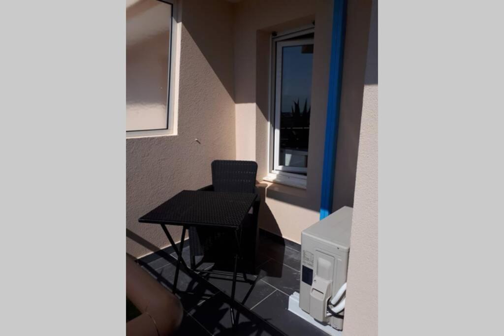 T2 Climatise Vue Sur Mer, Wifi, Piscine Et Parking Сет Екстер'єр фото